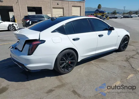 2022 Cadillac Ct5 Sport z USA, uszkodzony, nr VIN 1G6DP5RK5N0115606